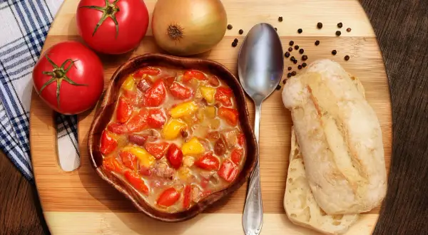 Jakie przyprawy do leczo? Odkryj sekret idealnego smaku!