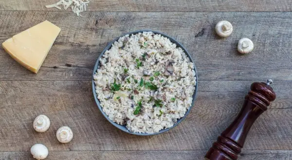 Smażony ryż jak z restauracji? Odkryj sekrety idealnego smaku!