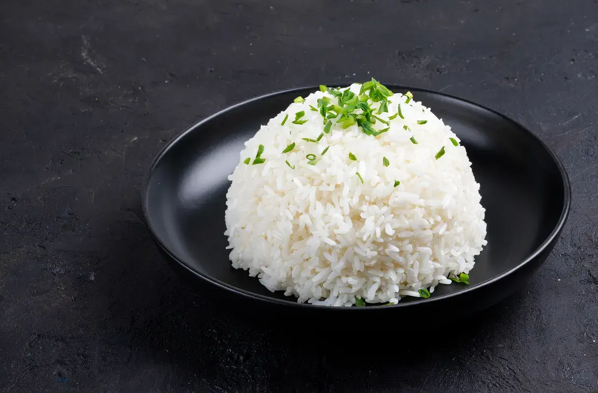 Jaki ryż do curry? Basmati czy Jaśminowy ugotuj perfekcyjnie!